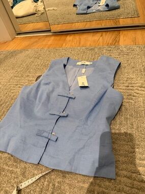 Astr The Label Sky Blue Textured Sleeveless Top NWT